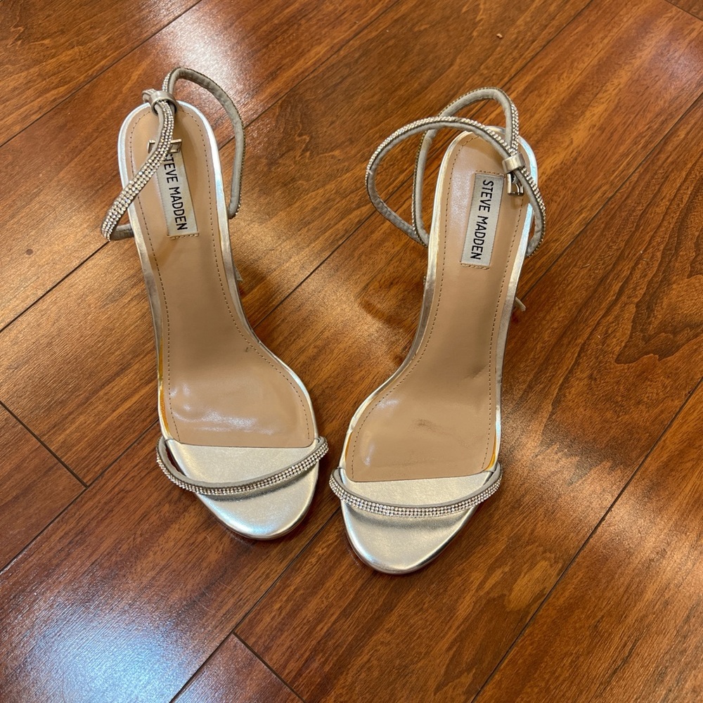 Steve Madden White Strappy Heels with Stiletto size 11